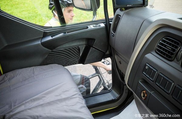 曾在日系车中流行 国内很少见 “OK窗”究竟如何？