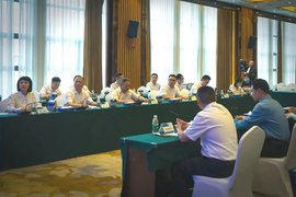 陕汽重卡&恒源投资战略合作暨500台新能源重卡签约仪式