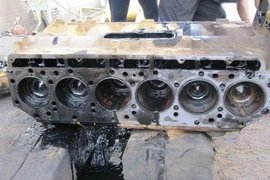 黑烟白烟蓝烟 你的发动机可能“生病“了！ 记住这些别被坑