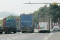 没路权没补贴 这些人买电车拉货图啥？