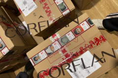 ̽�����ó�֪��Ʒ�Ʒ��򱳺���ʼĩ