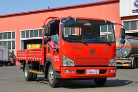 2.5升160马力配楔式制动器 解放J6F还有全液晶仪表和大卧铺