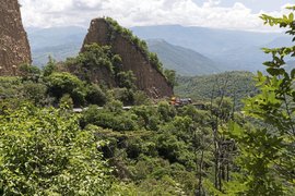 运输成本36元/公里! 在哥伦比亚开车啥体验?公路版绝地求生