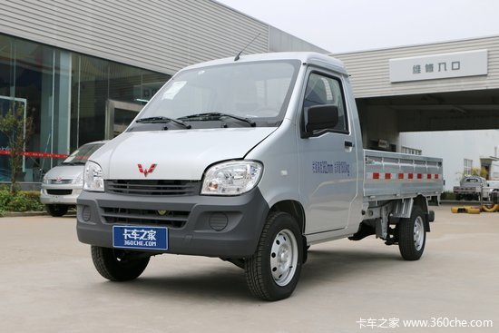 你永远不知道一台五菱能下来多少人！五菱“神车”大盘点