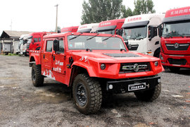 上路比超跑还瞩目？ 详解东风猛士M50 东康4.0+门式车桥