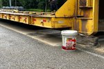 最多养车20台 为何鲍大哥能如此潇洒