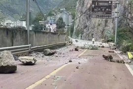 途经卡友注意 四川泸定6.8级地震致7人遇难 三天内雨水多发需加强防范