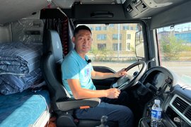 货运路上的父子兵 看看斗鱼父子俩搭手的跑车生涯