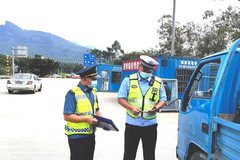 ��Զ�ϲ����� ר�����γ��޳�������