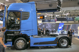 2022汉诺威车展：500马力福特F-MAX配置高端 引人注目