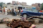印度卡车超速撞上睡觉的流浪汉 致4死2伤