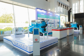 东风商用车龙擎自主控制系统天然气发动机&氢发动机点火成功