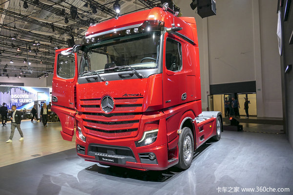 530马力2600牛米！ IAA车展奔驰新Actros L登场 全身加持黑科技！