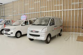 城配运输选微面还是微卡？4万出头的五菱小卡和微面 你看好谁