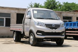 想买辆双后轮微卡?这三大巨头你喜欢谁 3米3货箱额载超1.5吨