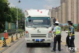 蓝牌轻卡规范上牌？还得严查 上牌实车有差异 在用车治理是关键