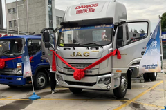 ������ʡ�� ����1������˹T9��׷��