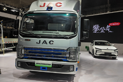 δ���ж�Զ ˧��S7�Զ���ʻ������