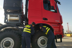 ���ؿɴ�250�� ���۴�����䳵��������