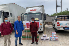 �����ͷ��� ˧��Я�����쳬�з��߱���