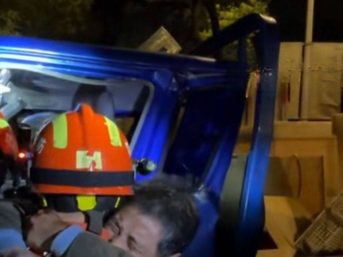 ������ײ˾������&nbsp;���Ⱥ����ס����Ա