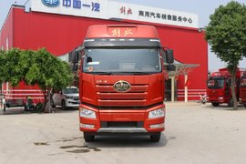 盘点前四后八重卡载货车 驾驶室配置一个比一个豪华！