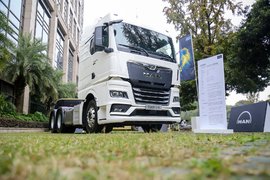 为高效物流而生! 曼恩商用车成都交流会实力圈粉 TGX油耗再降8%