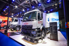 大批前沿产品来了 梅赛德斯-奔驰卡车亮相中国国际进口博览会