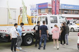 �����Ῠ��λ���� ����B2���Ǹ��õ�ѡ������Щ�ɱ��迼�ǣ�