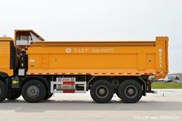 440马力仅30万出头 豪沃后8轮自卸车 双层车架 ZF8118方向机