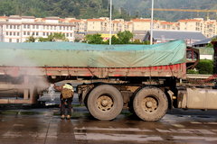 ��ѹԽ�߳���Խ�ͣ� ������̥����Ц��