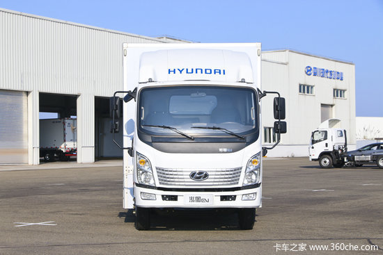 续航都超400km  现代泓图 宇通轻卡强强对决 你更青睐谁？