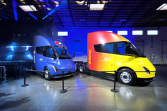 ��˹��Semi���ڽ��� ����800km ���5��