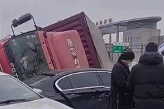 ����6����ײ ��������Ǵ����ɲ��ʧ��