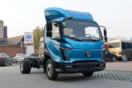 33%高强钢占比 双保险辅助制动 飞碟HW5“移动堡垒”守护卡友安全！