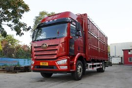 6米8自带双人床 解放J6L和乘龙H5硬碰硬 都是260马力你选谁?