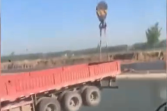 ��������·��խ�޷���ͷ ����˾����æ!