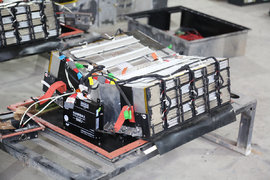 别小瞧电车热管理系统！电池调节温度全靠它 风冷/液冷谁更靠谱？