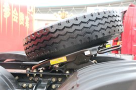 鞍座固定螺丝松动？ 卡友：新车才开半年！超载、跳磅小心酿成大祸