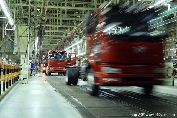 2022年俄罗斯进口中国货车数量翻三倍 达3.1万辆