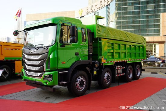 底盘自重仅8.6吨的8x4自卸车 格尔发K5助卡友降本增效