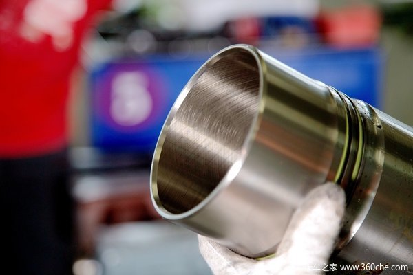 我的车烧机油了 加点修复剂 能像吃了“特效药”一样管事吗？