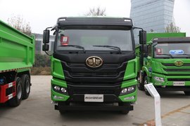 标配4路摄像头 解放悍VH 8x4渣土车再瘦身 底盘自重9.3吨