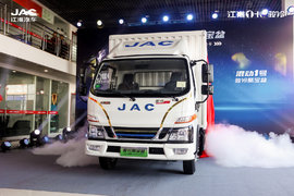 续航超1000km的绿牌自动挡轻卡 江淮1卡混动1号骏铃聚宝盆震撼发布