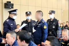 ·����Ա�ھ�ʾ����ϱ����ڵ�������