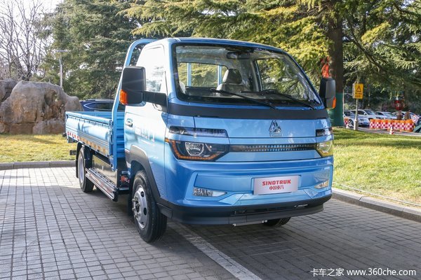 300km以上续航 额载1.5吨以上 自带ECO模式 豪沃小将VS锋锐V5E