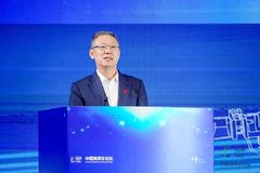 胡汉杰出席2023中国商用车论坛并发言
