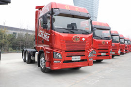 500马力+还带AMT 看完这三款 选择LNG重卡再也不犯难!