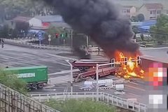 ��ͷ����û�ˣ�����̩��3���������ײ