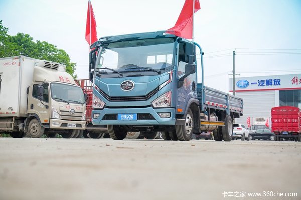 轻卡带“冰箱”?解放虎6G的这个小设计堪称巧妙!